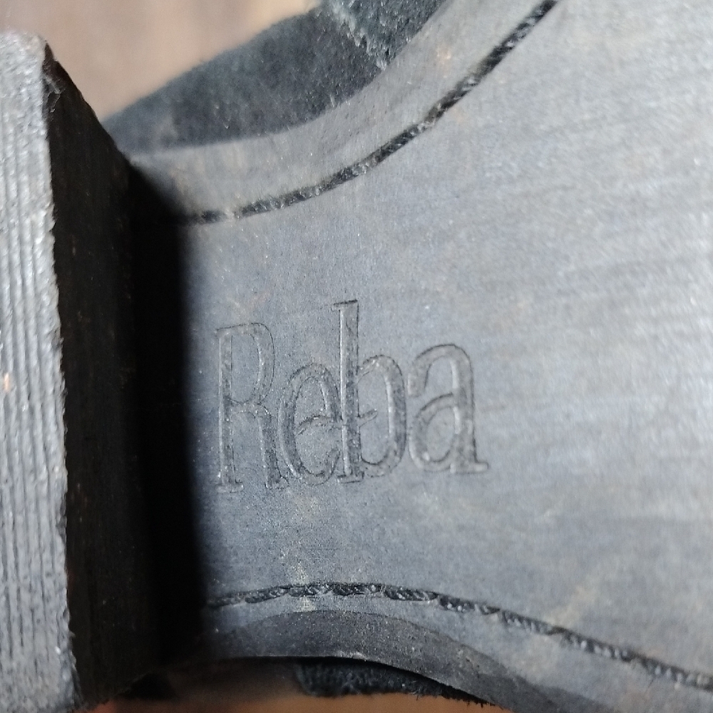 Reba Black Ankle Booties Western Style - Picture 2 of 8